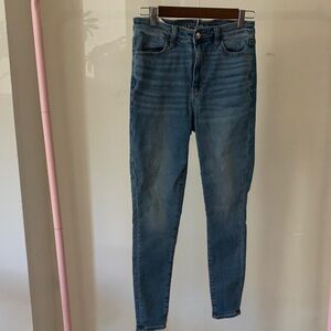 American Eagle Outfitters Light Blue Skinny Jeans